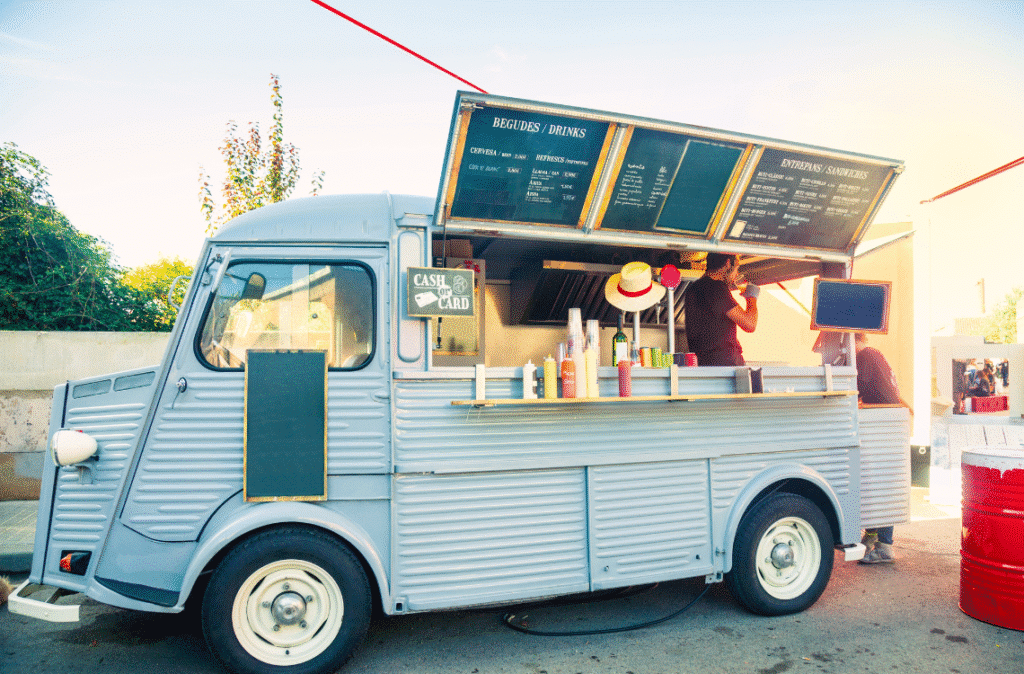 Lokale Foodtrucks mit modernen Konzepten eröffnen